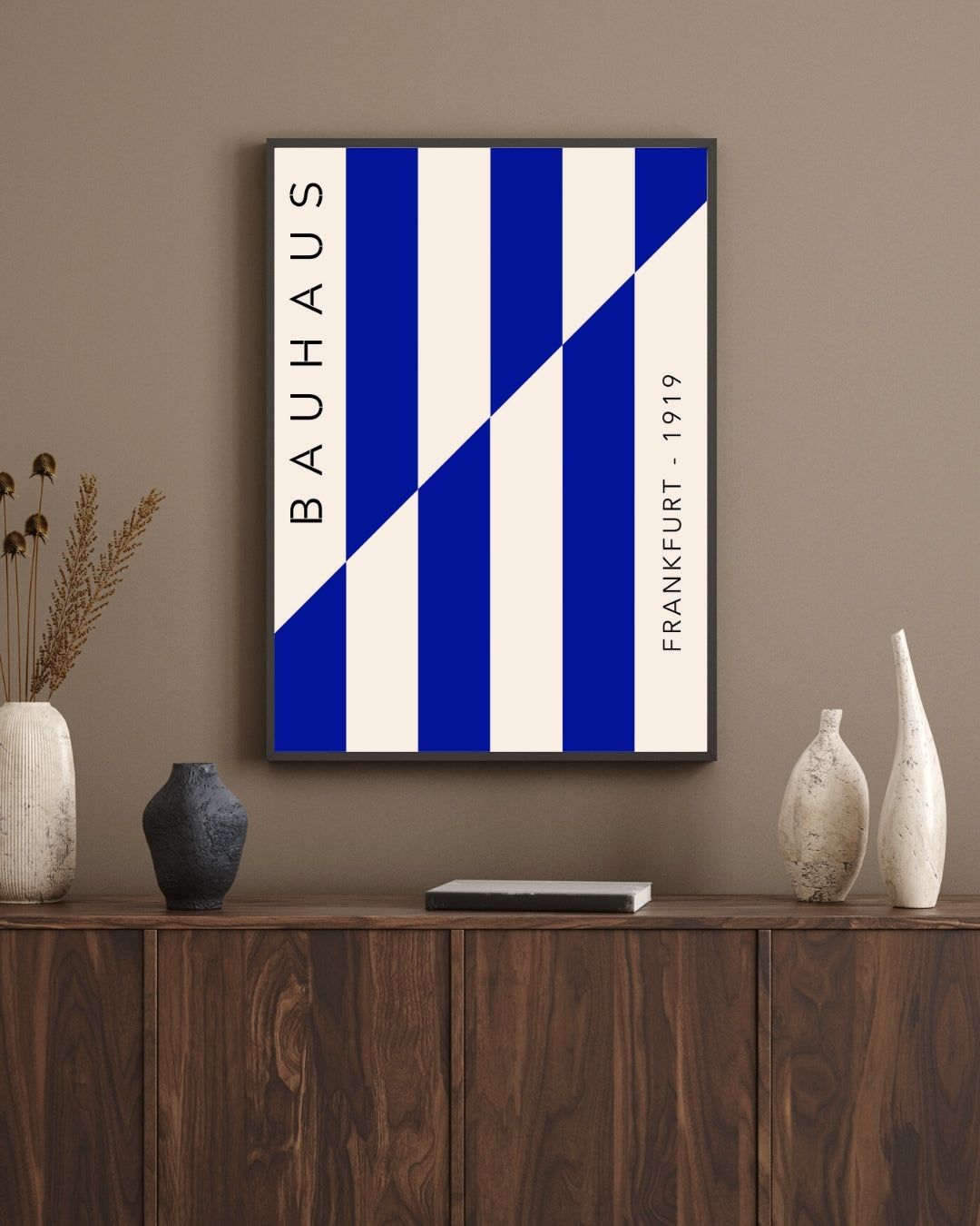 Frankfurt Diagonal Bauhuas Art | Nizs